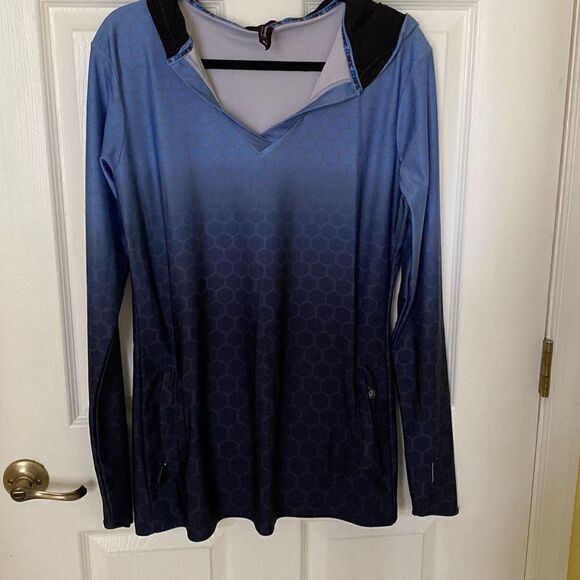 Oceanic Gear Ladies Hooded Mako Cover-up - Picture 1 of 10
